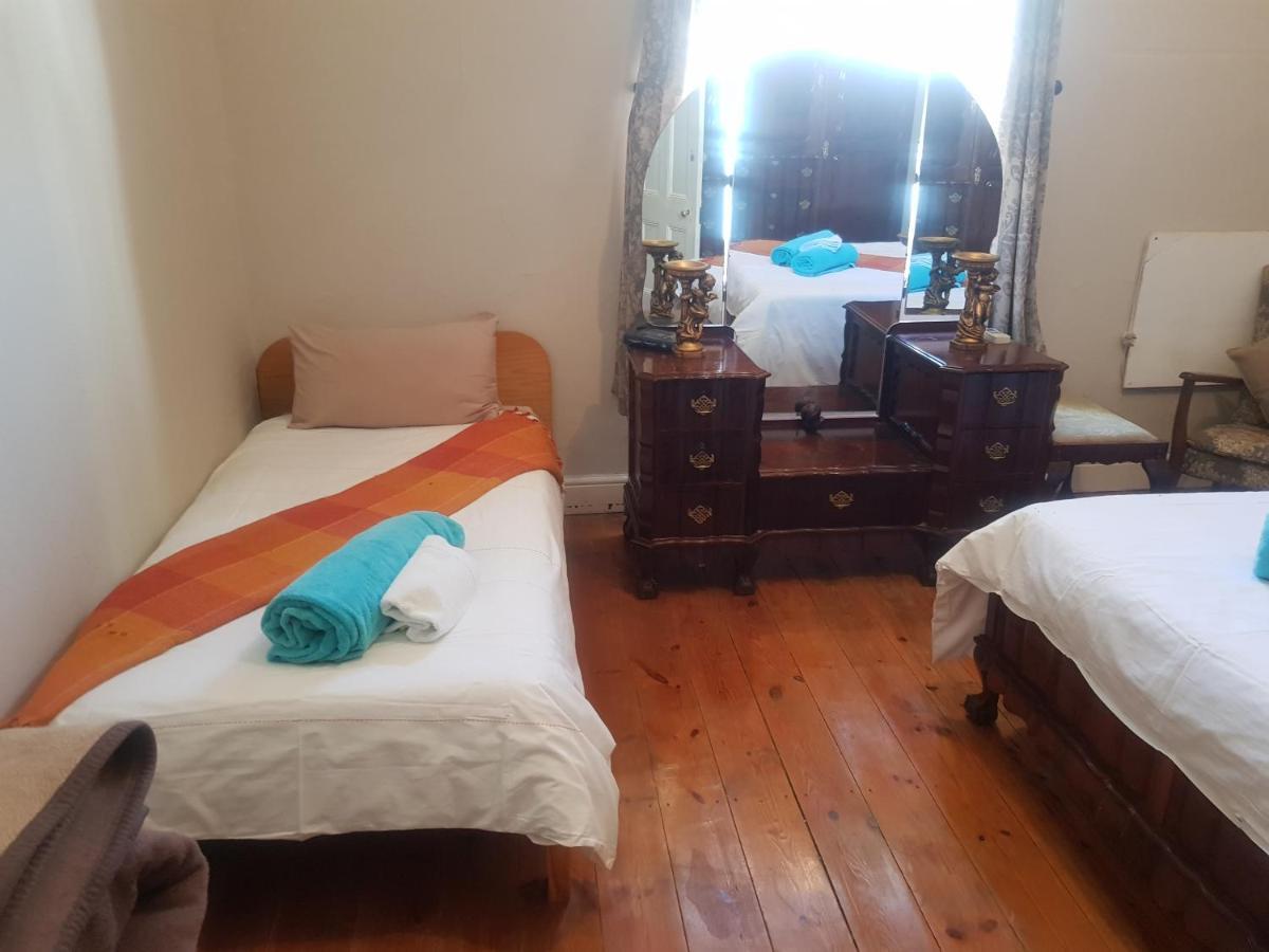 Karoo Manor Guesthouse And Restaurant Richmond (Northern Cape) Exterior foto